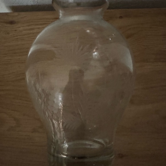 Vintage Floral Etched Crystal Vase from Romania - Picture 2 of 5